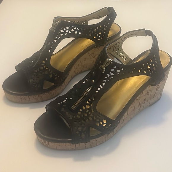 Diba Wedge shoes - Picture 1 of 8